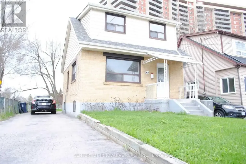 Bsmt - 42 St Dunstan Drive, Toronto (Oakridge)